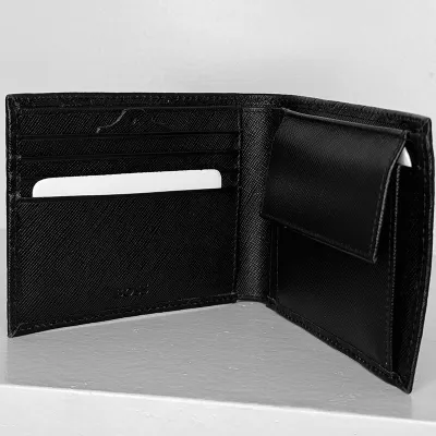 Hugo Boss Short Wallet -Black
